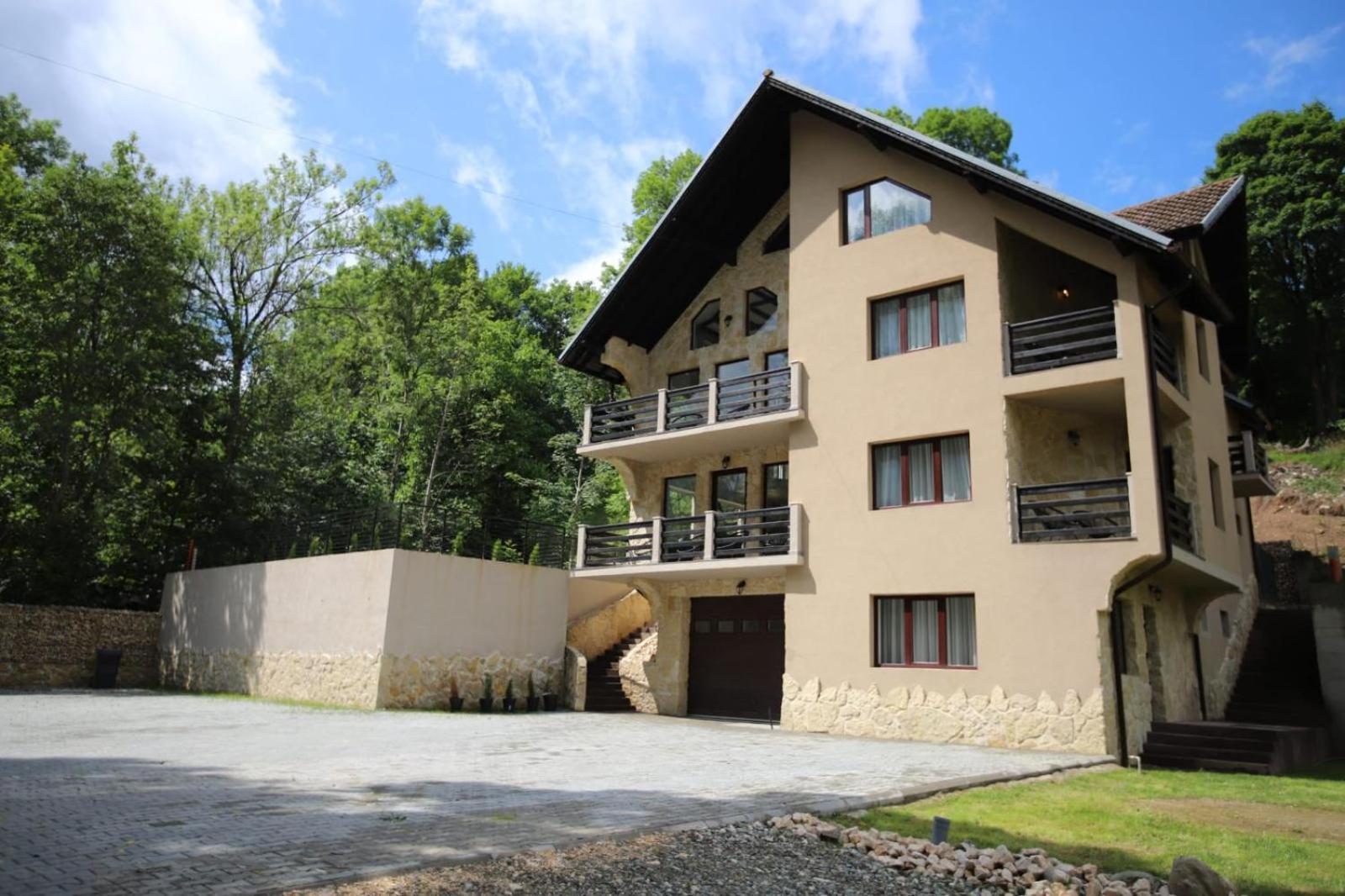 Kassa Villa Bran  Luaran gambar